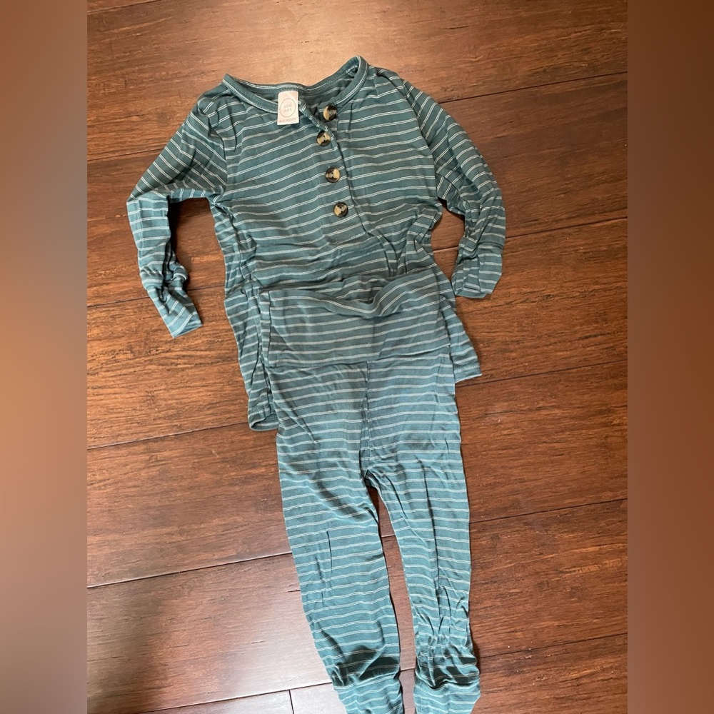 Lou Lou Company set